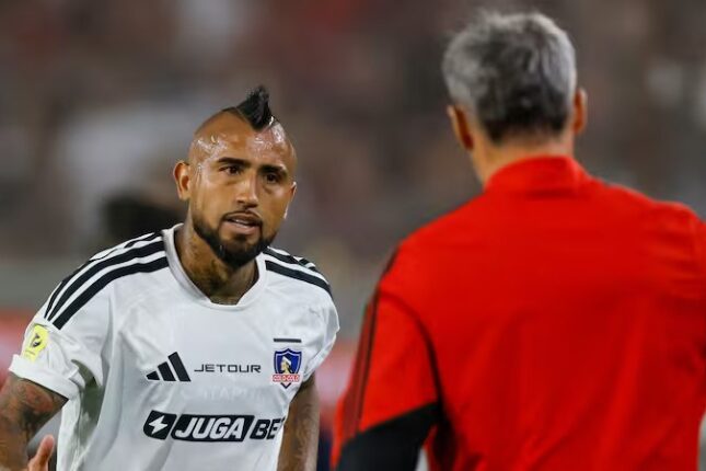 Ortiz y las instrucciones de Vidal como DT